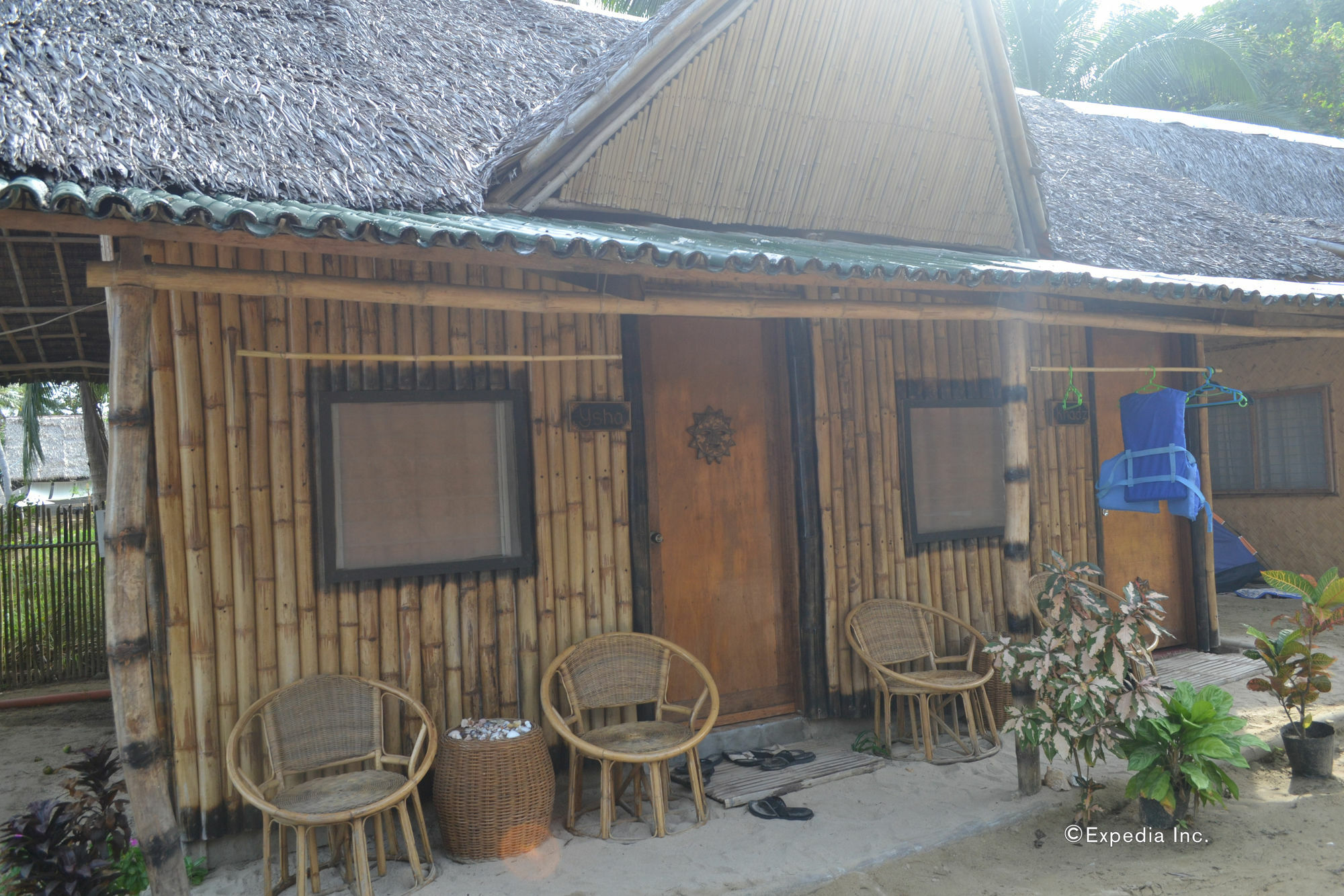 Floresitas Beach Resort El Nido Exterior photo